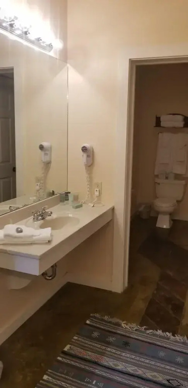 Downtown Guest Quarters Hotel