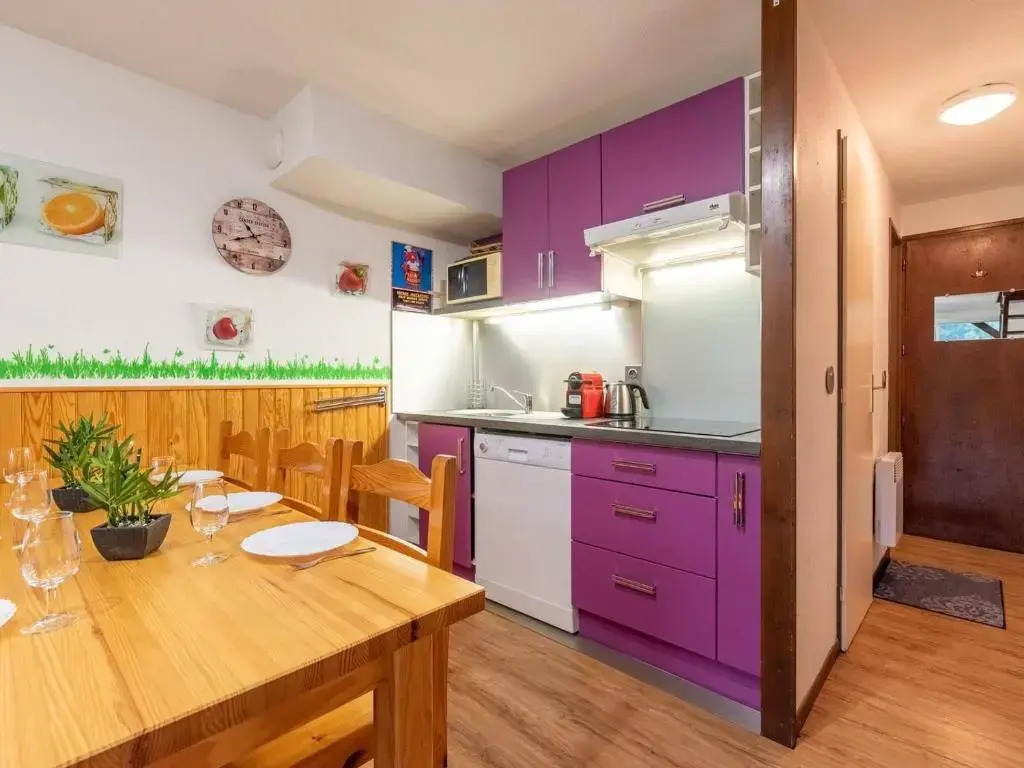 Appartement pour 6 pers. avec balcon près de Saint-Lary, Wi-Fi et parking gratuits - FR-1-296-215