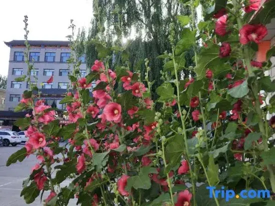 Yongchang Beihaiquan Hotel