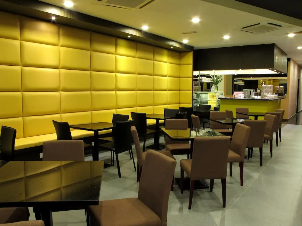 Eight Days Boutique Hotel - Permas Jaya