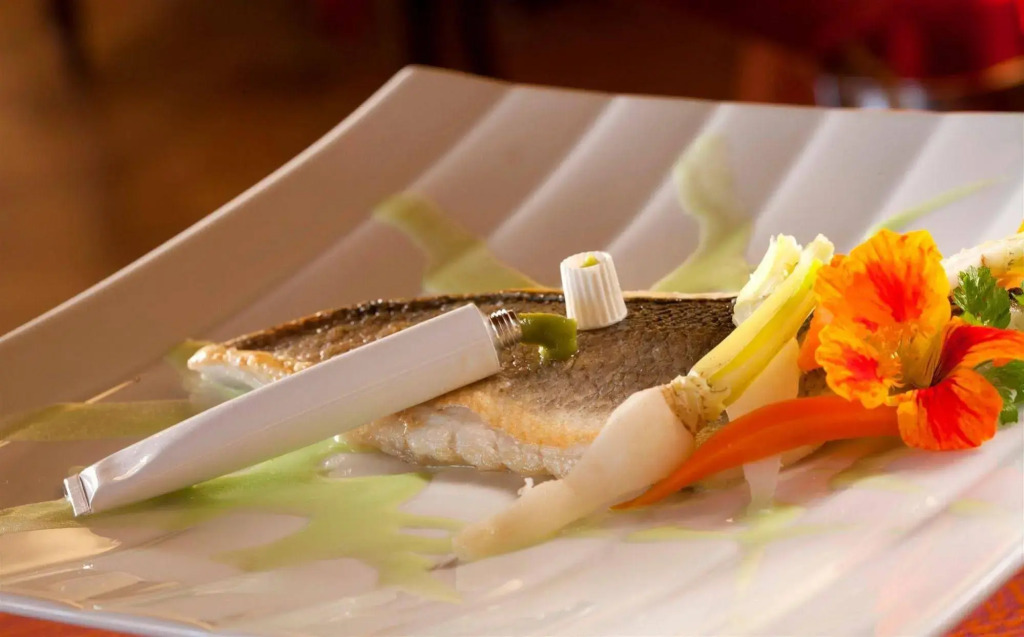 Logis Hôtel Restaurant La Palette