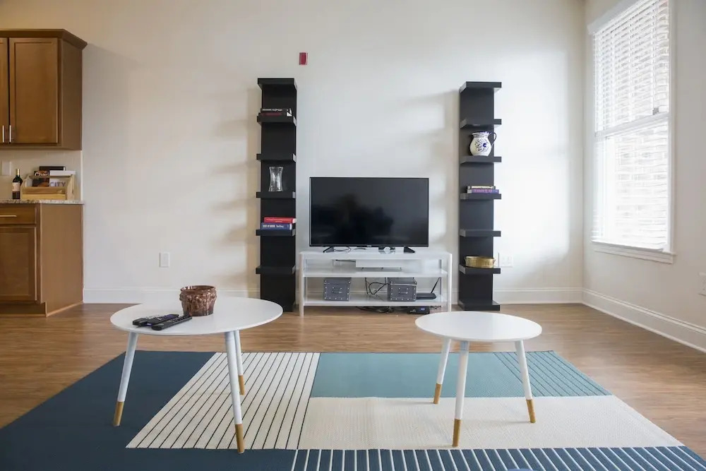 Wesley Heights Studio 1 BR Apts by Frontdesk