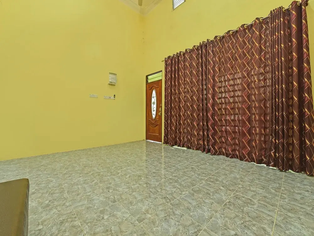 OYO Home 90607 Casaria Besut