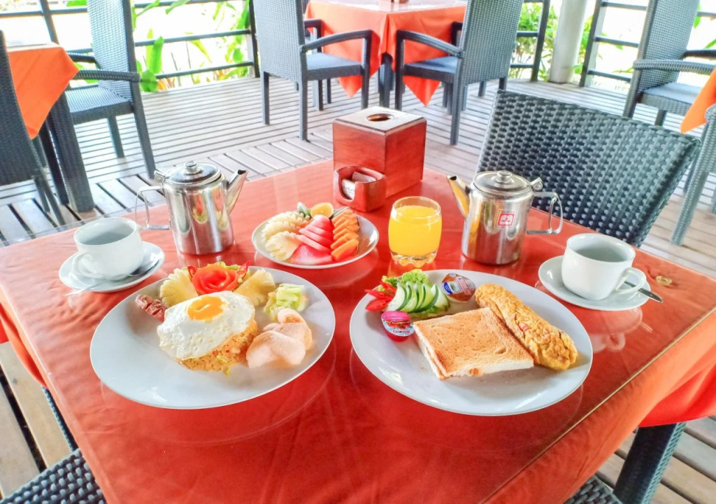 Mascot Beach Hotel