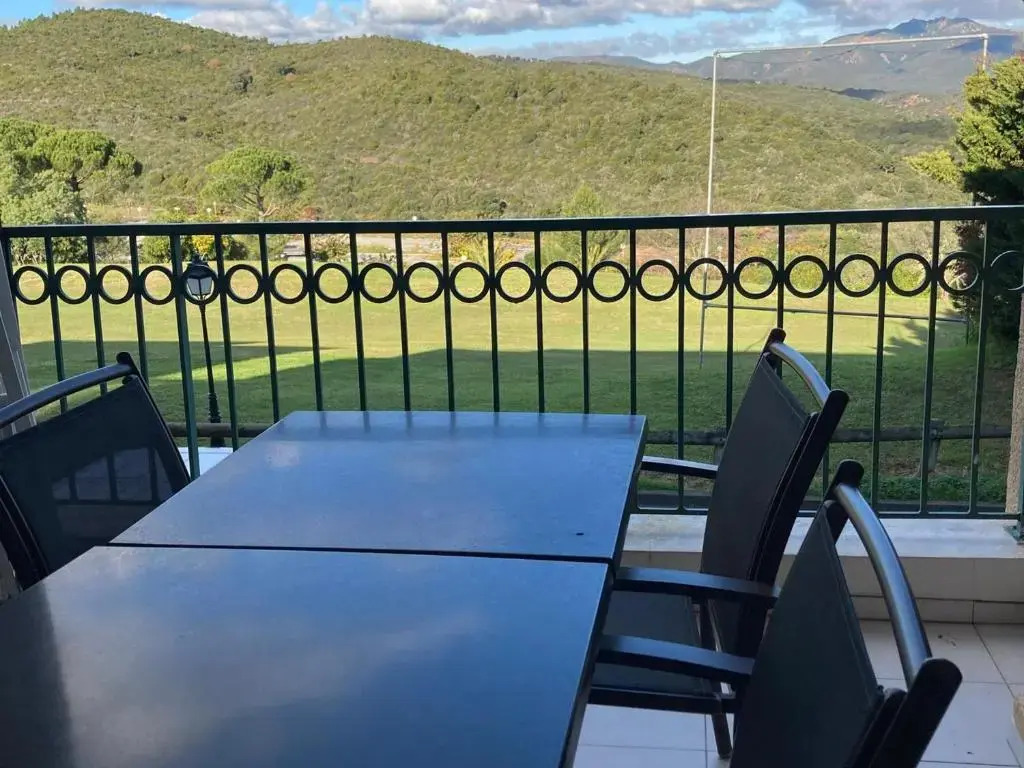 Appartement Saint-Raphaël, 1 pièce, 4 personnes - FR-1-504-609