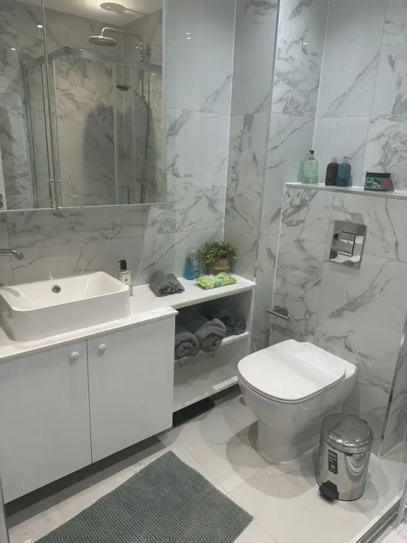 Abbey Road Luxury Modern Flat