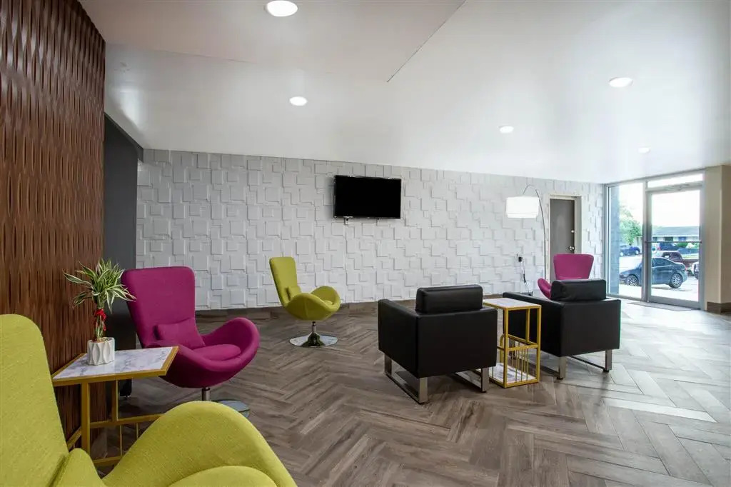 Best Value Inn Bloomington