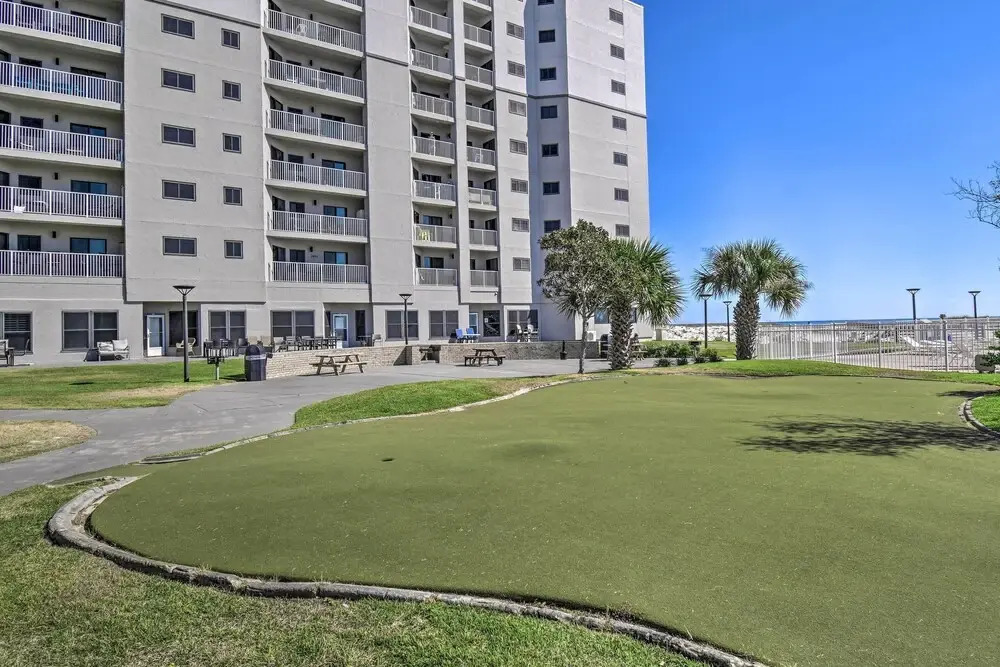 'the Sand Dollar' Gulf Shores Gem w/ Ocean Views!