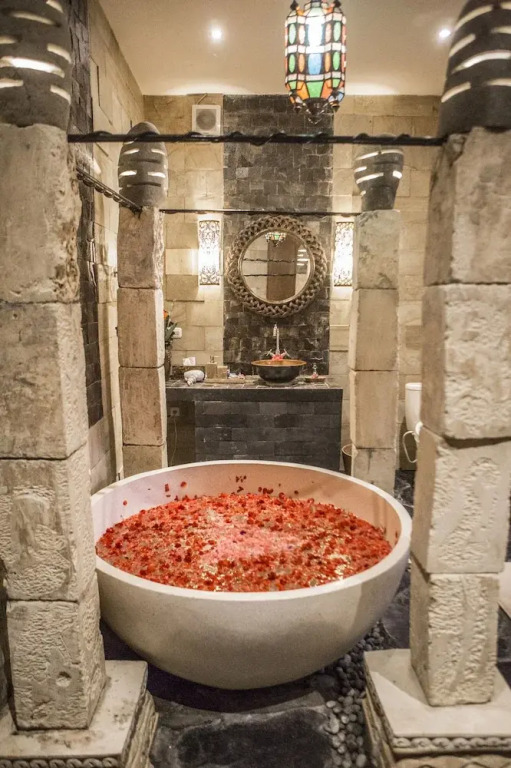 Avalon Ubud Castle & SPA