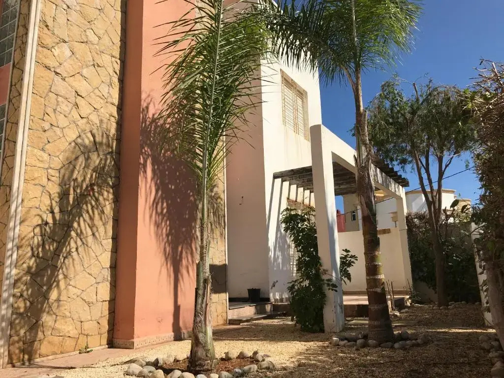 Villa à moins de 500m de la plage 4 Chambres et 4 SDB