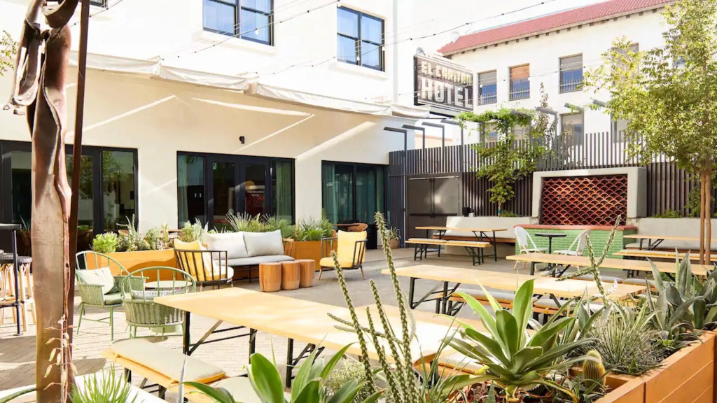 El Capitan Hotel
