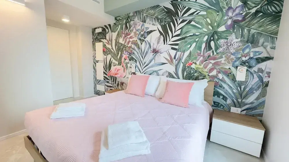 Fairmont Seafront Flamingo Suite by Ca-sa Check