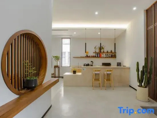 Cloud Hidden INS Villa | Mountain Private Cave Hot Spring Courtyard Retreat