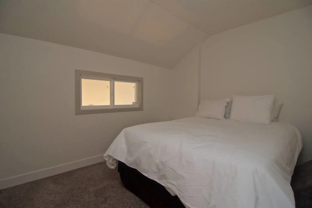 HS17 · Hearthstone Lodge - Hot tub - Village location