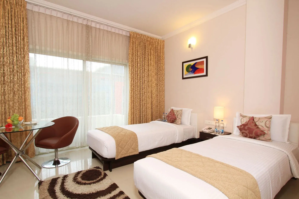 FabHotel Chris - Whitefield near KTPO & ITPL