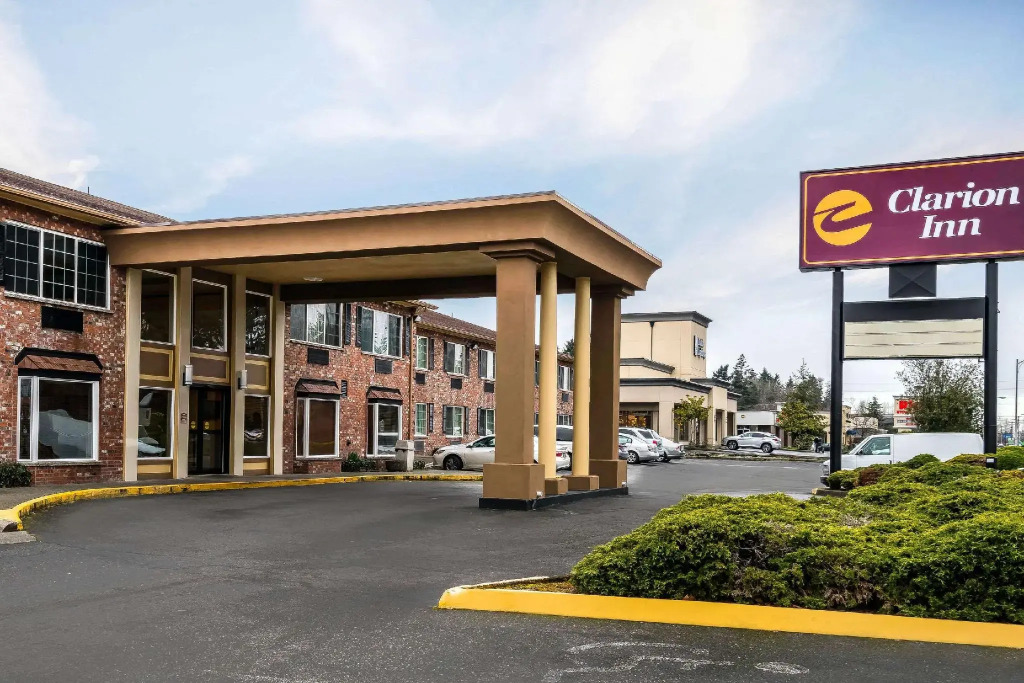 Clarion Inn near JBLM