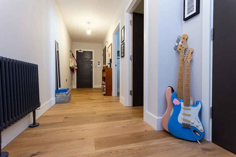 1 Bedroom Converted Warehouse In Stoke Newington