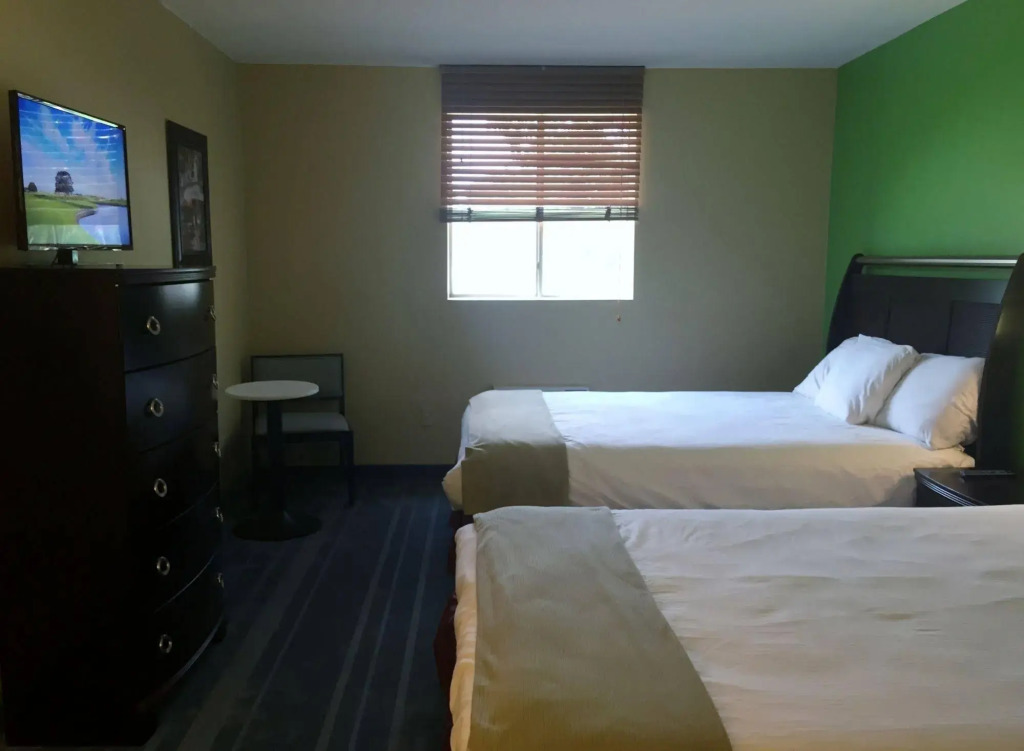 Carolina Pine Inn near Southern Pines-Pinehurst