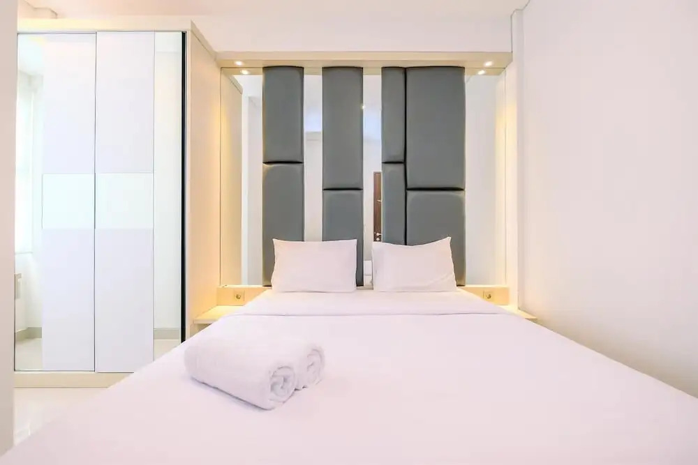 Simply Modern And Classic 2Br At Transpark Cibubur Apartment