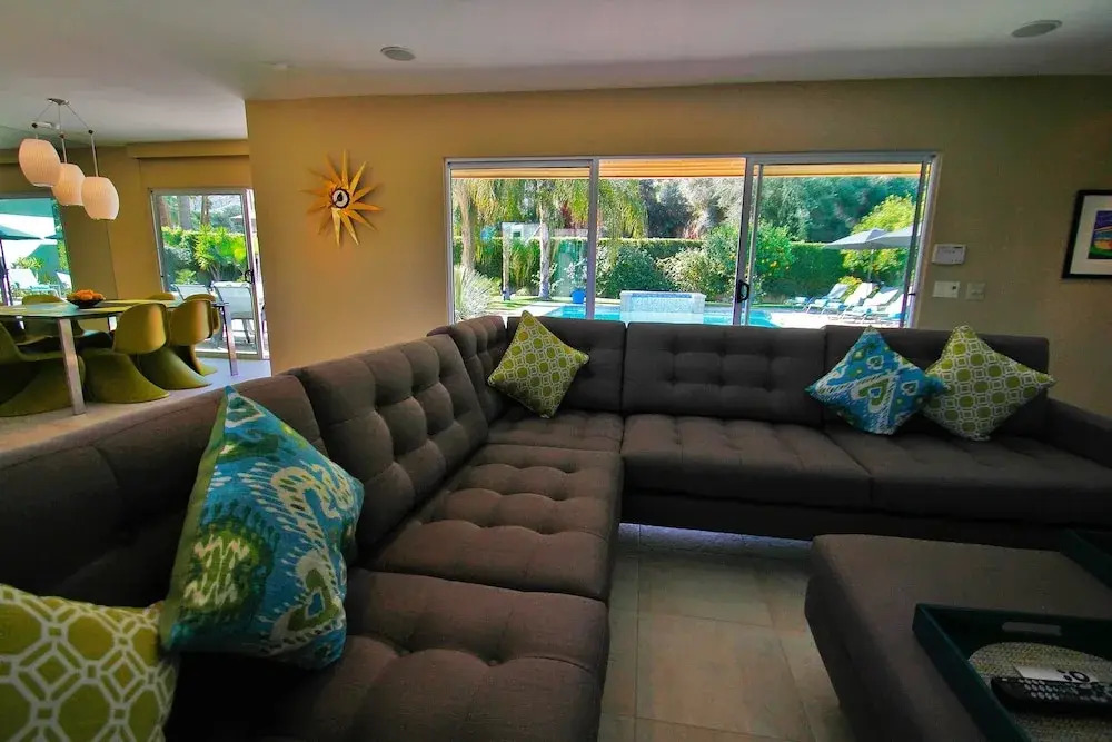 Mid Modern Marvel