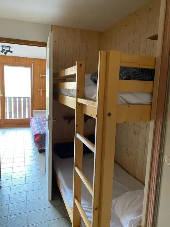 STUDIO 4 Personnes à 80m des pistes de ski