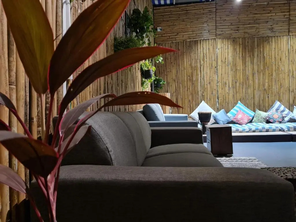 Hoshtel99 - Stay, Cowork & Cafe