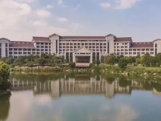 Zhangzhou Longjia Hotel