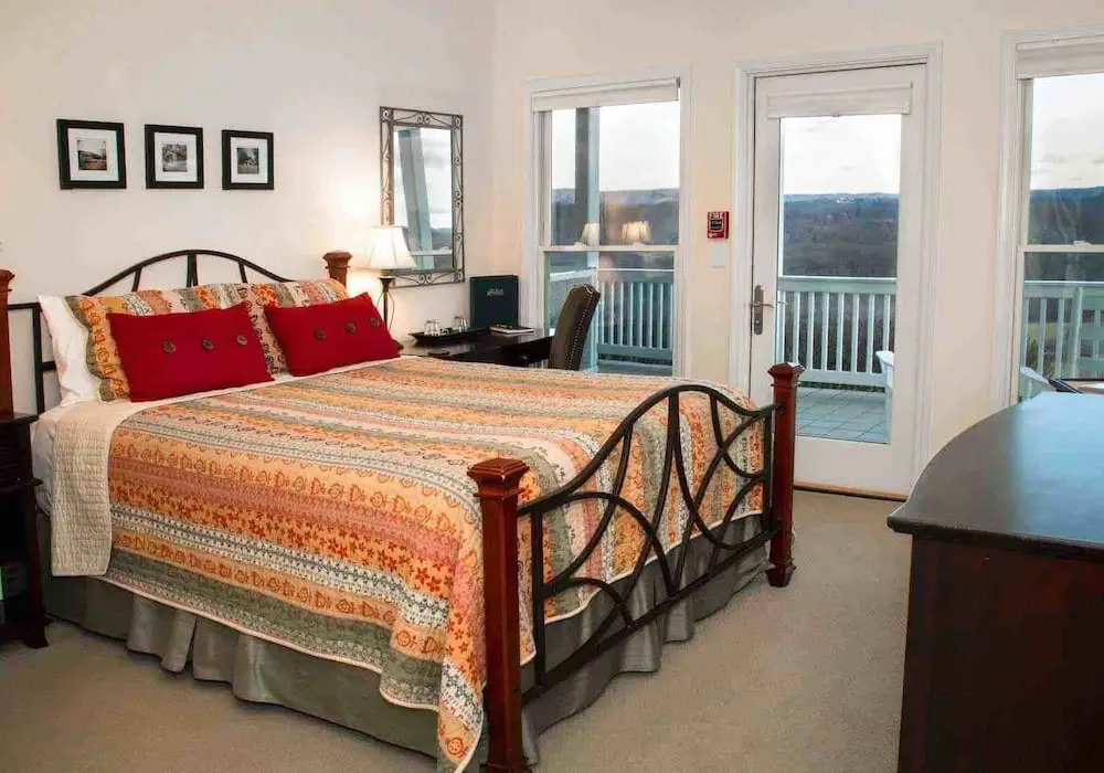 Inn at Riverbend
