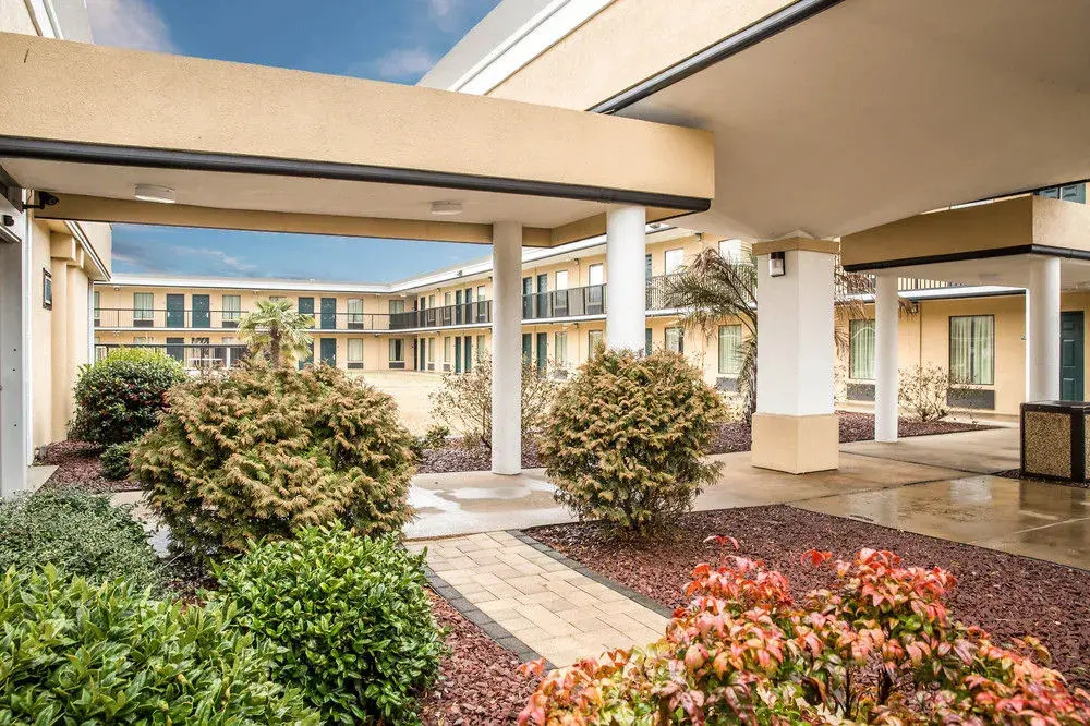 Quality Inn