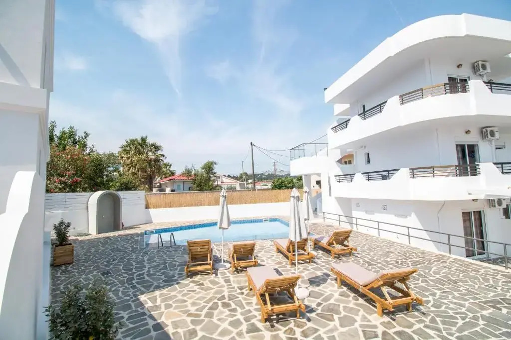 Alexander Studios & Suites