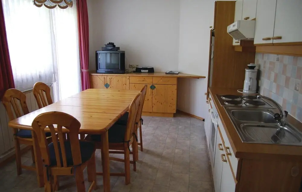 Beautiful Apartment in Kappl With 2 Bedrooms and Wifi