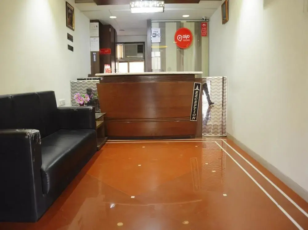 OYO 2430 Hotel Apex