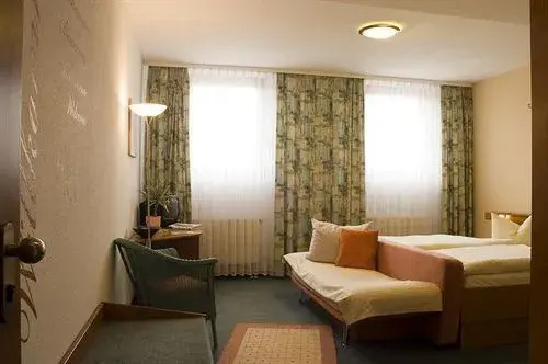Logis Hotel Stadt Neustadt