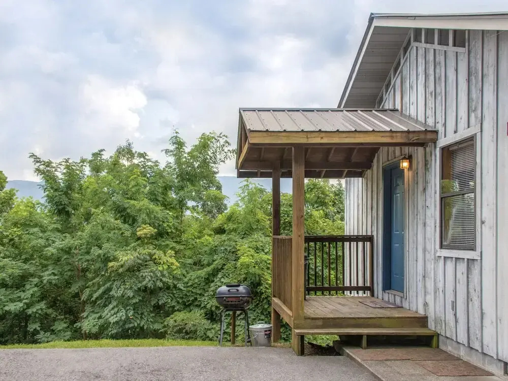Leconte View 1 by Jackson Mountain Homes