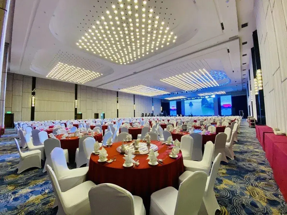 Muong Thanh Luxury Ha Long Centre Hotel