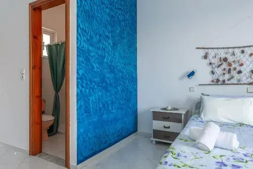 Antoniadi Rooms