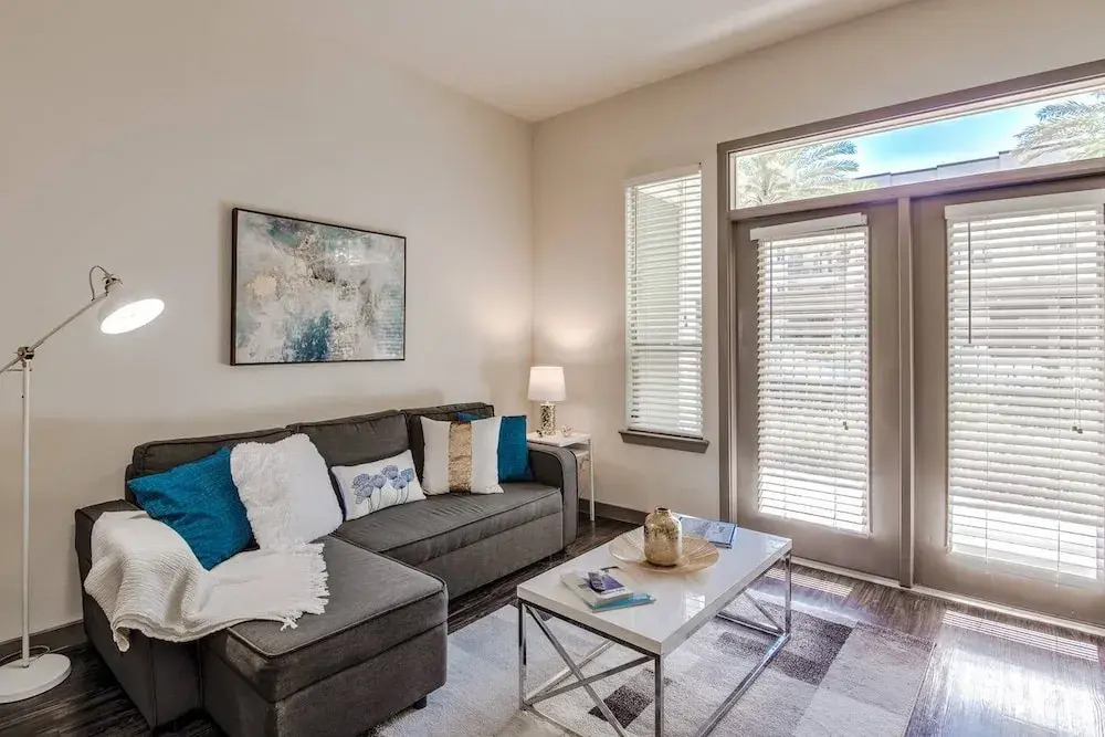 Beautiful Home Near Energy Corridor Pool & Patio