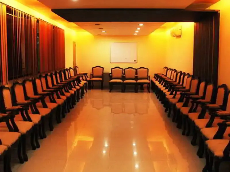 Hotel Neelkanth Inn