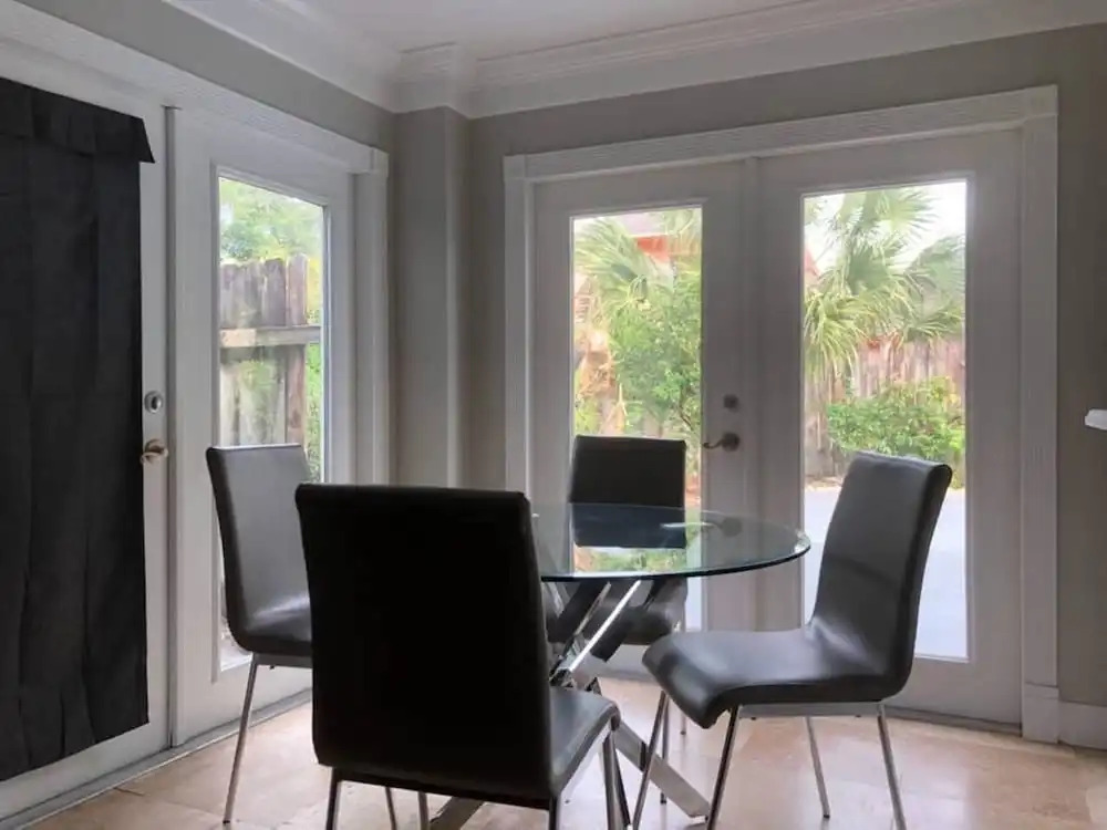 6151 Sandcrest · Next to Universal. Pool Sleep 9. Walk to Park