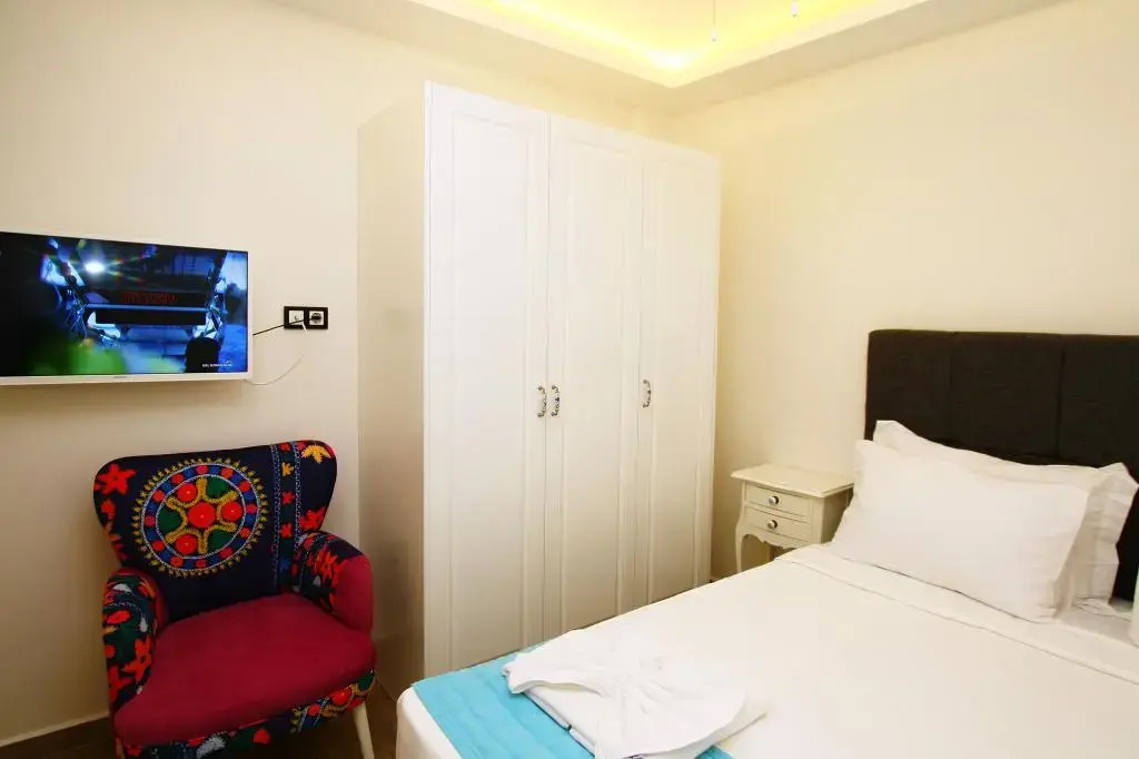 Çeşme Kale Taş Apart