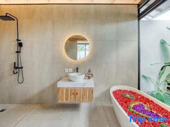 Melasti Breeze 4 – 1BR Tropical Escape in Uluwatu  - A Luxury Private Villa By Balinest Villas