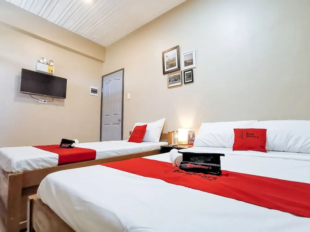 RedDoorz near KCC Mall Gensan