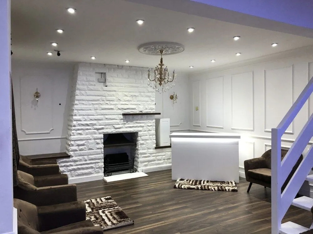 STIFFORD CLAYS FARM HOTEL