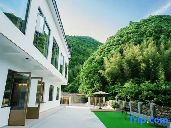 Meet Drinking House (Sichuan- line shop in southern Anhui Province)