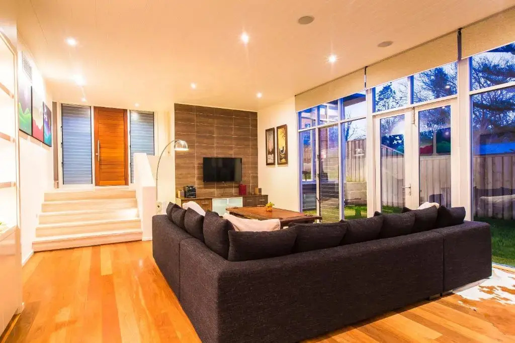 Arthouse, beach 200m, kids TV area, air-con
