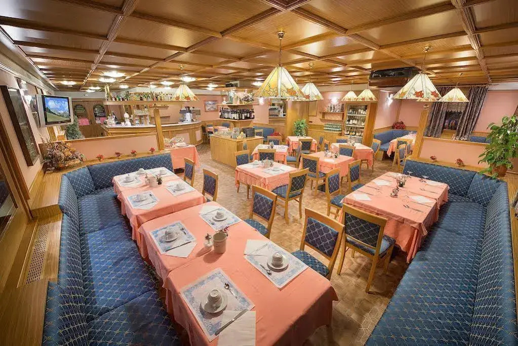 Hotel Centros