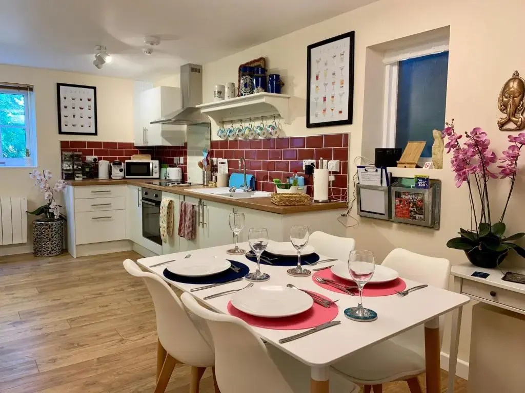 Pristine Apartment in The Centre of Glastonbury