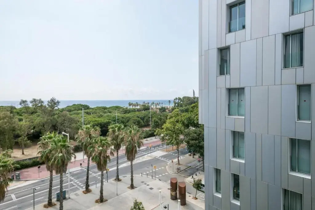 Lugaris Beach Apartments