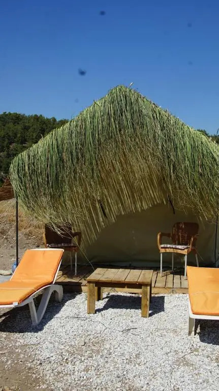 Zoe Glamping