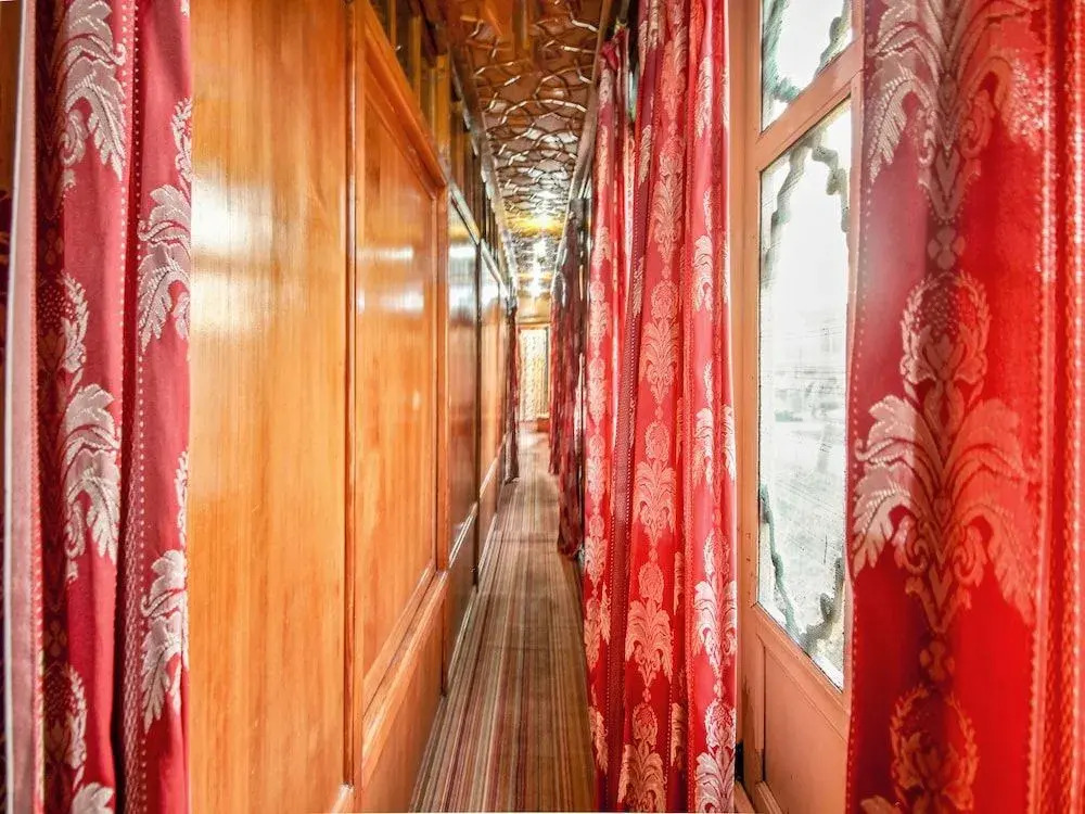 Oyo 14629 Ibrahim Group Of Houseboats